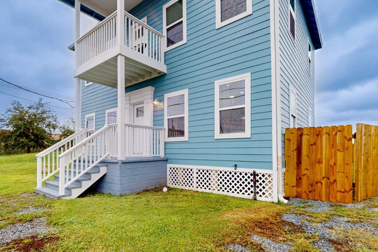 The Driftwood Sanctuary Villa Galveston Exterior photo
